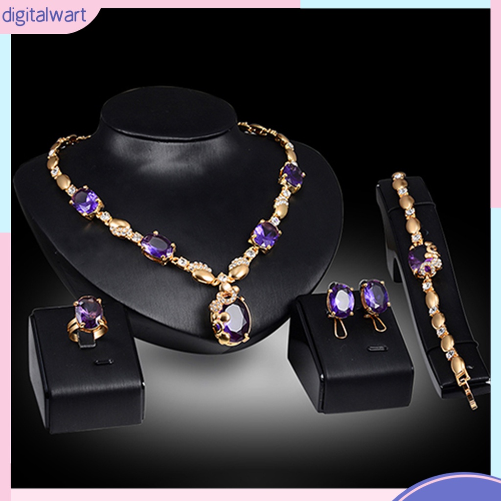 Bộ Trang Sức Đính Đá Lấp Lánh Sang Trọng