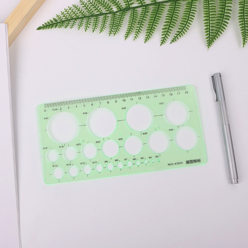 Thước Nhựa Hình Học Màu Xanh Lá Cây Dành Cho Học Sinh