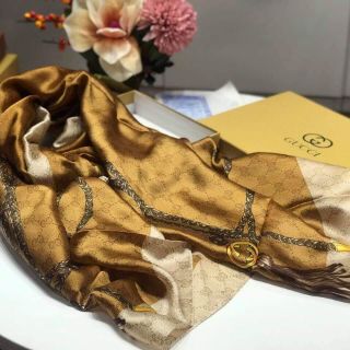 Khăn lụa Gucci kèm full box bill 239k