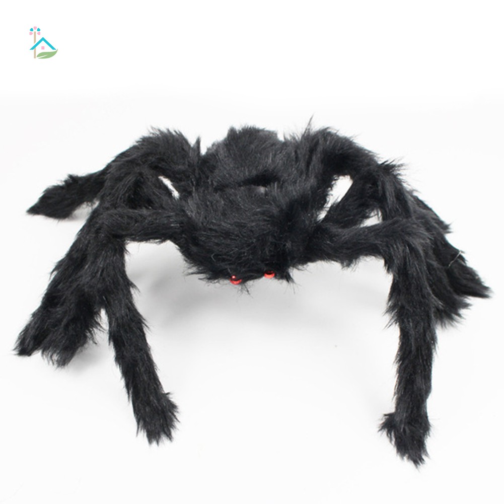Nhện giả dùng để trang trí nhân dịp lễ hội Halloween