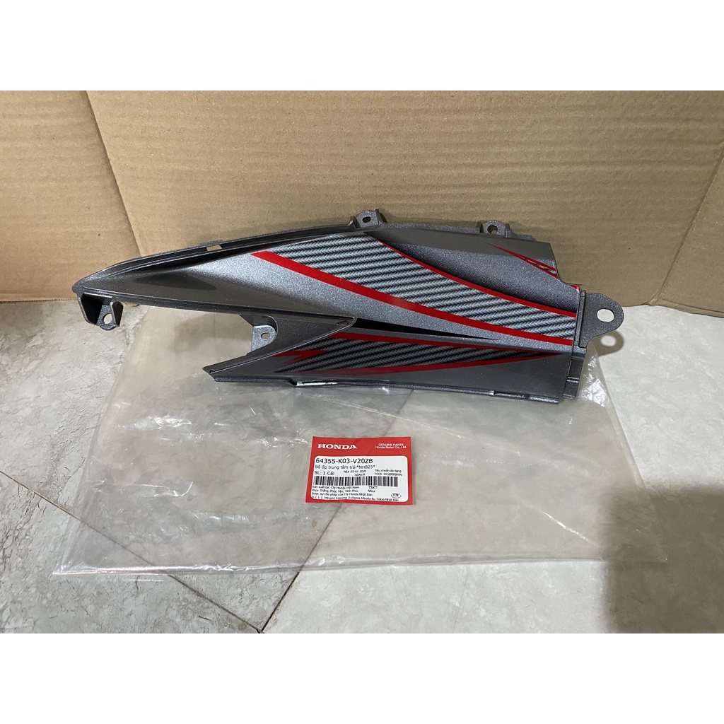 64355K03V20ZB Bộ ốp trung tâm trái RS110 năm 2013 màu Đen xám