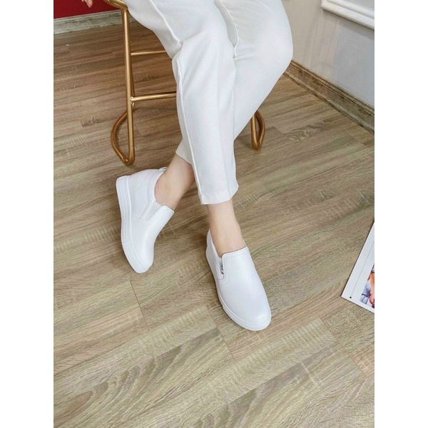 Giày slip on độn đế 7p da lì siêu nhẹ, giày sneaker nữ không cần buộc dây dễ phối đồ nữ đi làm đi chơi