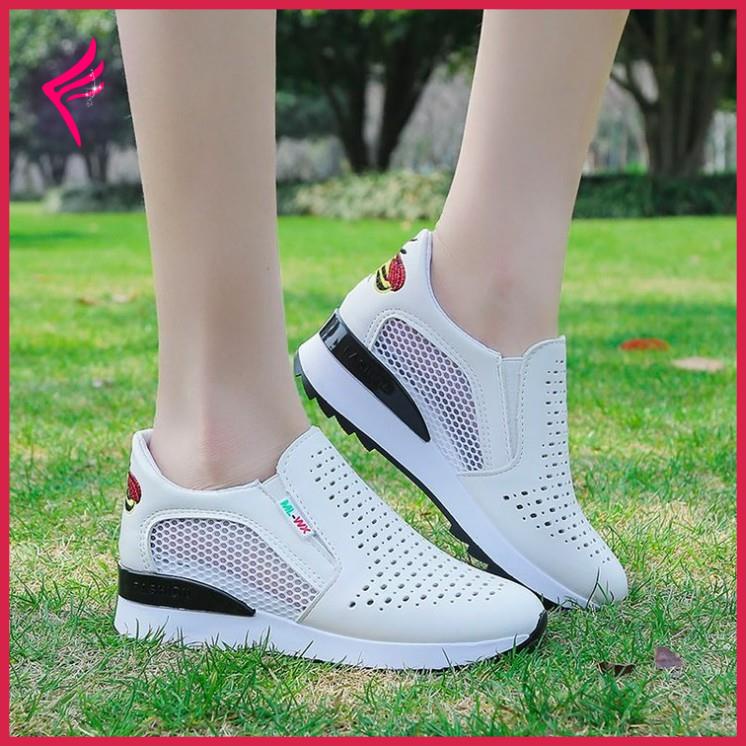Giày lười độn đế 7 phân lỗ thoáng khí gót thêu ong cực xinh