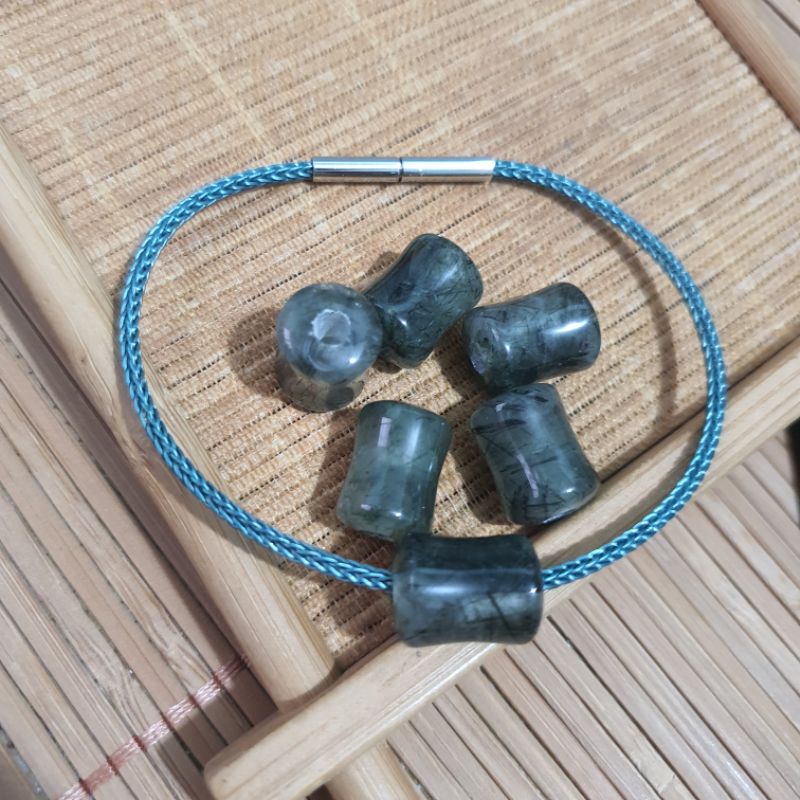 Lu thống tóc xanh đốt trúc lổ xỏ 1mm, 2.5mm