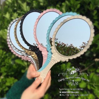 Gương cầm tay công chúa