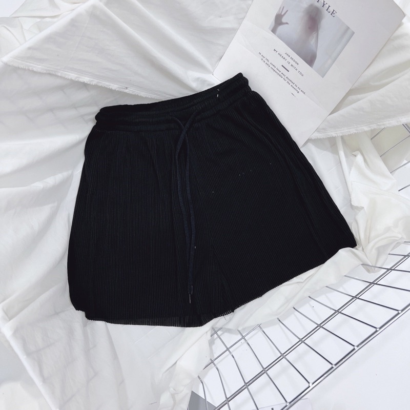 Quần short dập ly - mỏng - nhẹ - mềm - siêu đẹp
