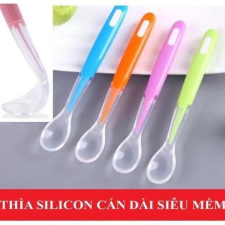 Thìa ăn dặm Silicon cán dài siêu mềm an toàn cho bé