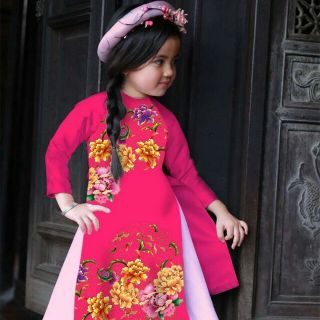 Áo dài váy cho bé gái diện ngày lễ tết ạ. Set gồm áo dài,váy kèm mấn. Có 2 màu như hình. Size cho bé từ 10-33kg. Nhí đại
