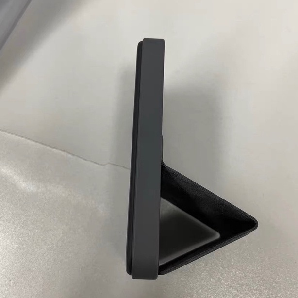 Sạc dự phòng Anker 5000mAh MagGo 622 Magnetic Battery Từ Tính Không Dây Hít Lưng  - Mã A1611 Chân Gập Đế đứng