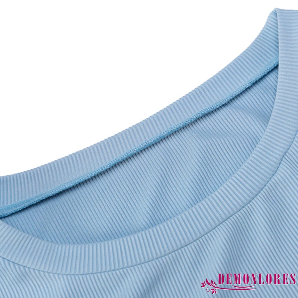 Bộ Chân Váy Lưng Cao Và Áo Dài Tay Kiểu Dáng Gợi Cảm Cho Nữ