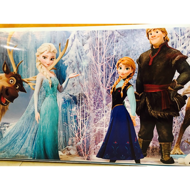 Giấy dán tường decal Elsa