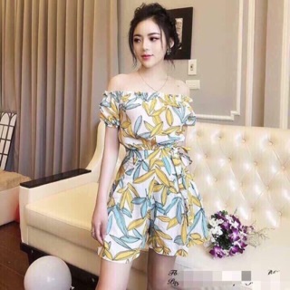 Set áo trễ vai quẫn sooc cực xinh