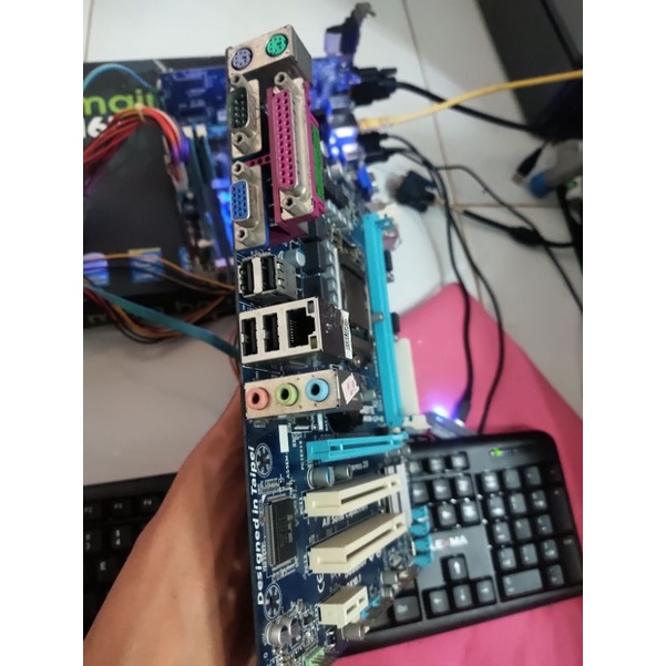 Mainboard máy tính giga h61 soket 1155