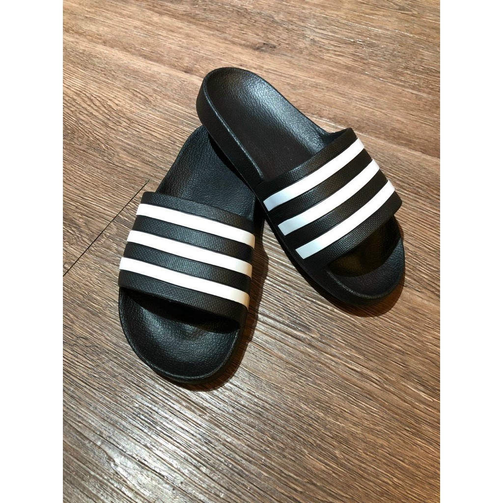 1:1auth Tuồn.fullbox QUAI NGANG F35556  ADILETTE AQUA2021 Form Ôm vừa Thiết kế slip--on Thân dép đúc nguyên khối