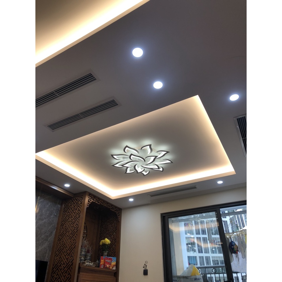Đèn ốp trần phòng khách G24 14 cánh có 3 chế độ sáng kèm điều khiển tăng chỉnh sáng Bảo hành 12 tháng Mã 2038/14