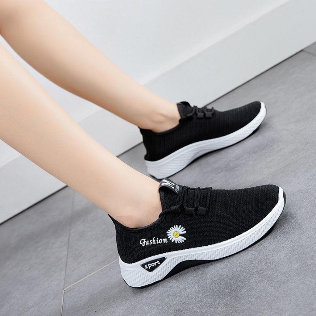 [Xả kho size 36] Giày nữ thể thao siêu êm chân thoáng khí cực tốt giá rẻ GTT01