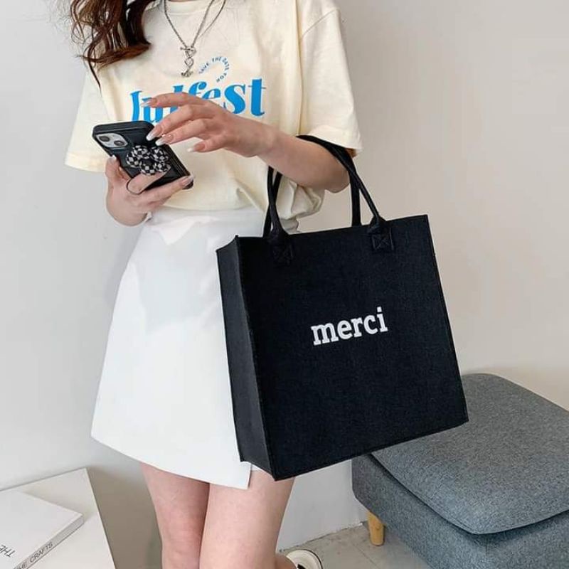 Túi merci sang chảnh mang đi du lịch đi chơi cứ gọi là hết nấc nhá!!!