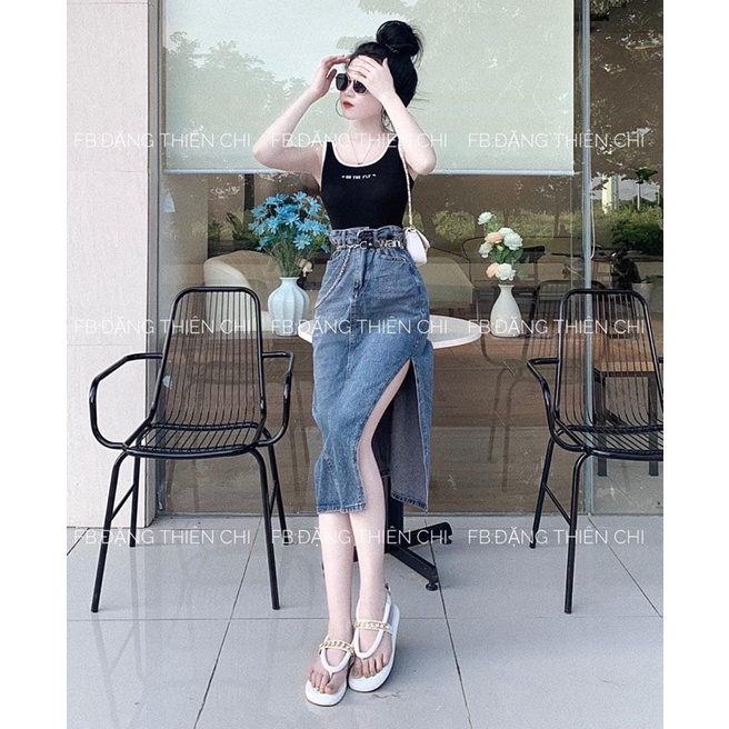 Chân váy jeans dáng dài kèm đai xích chất co dãn 4 chiều