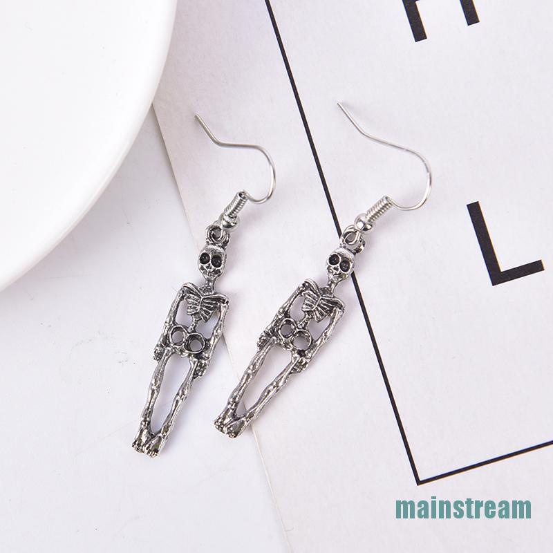 Khuyên Tai Hình Đầu Lâu Cổ Điển