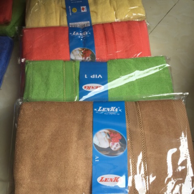 KHĂN TẮM LENKA CAO CẤP 60x120cm