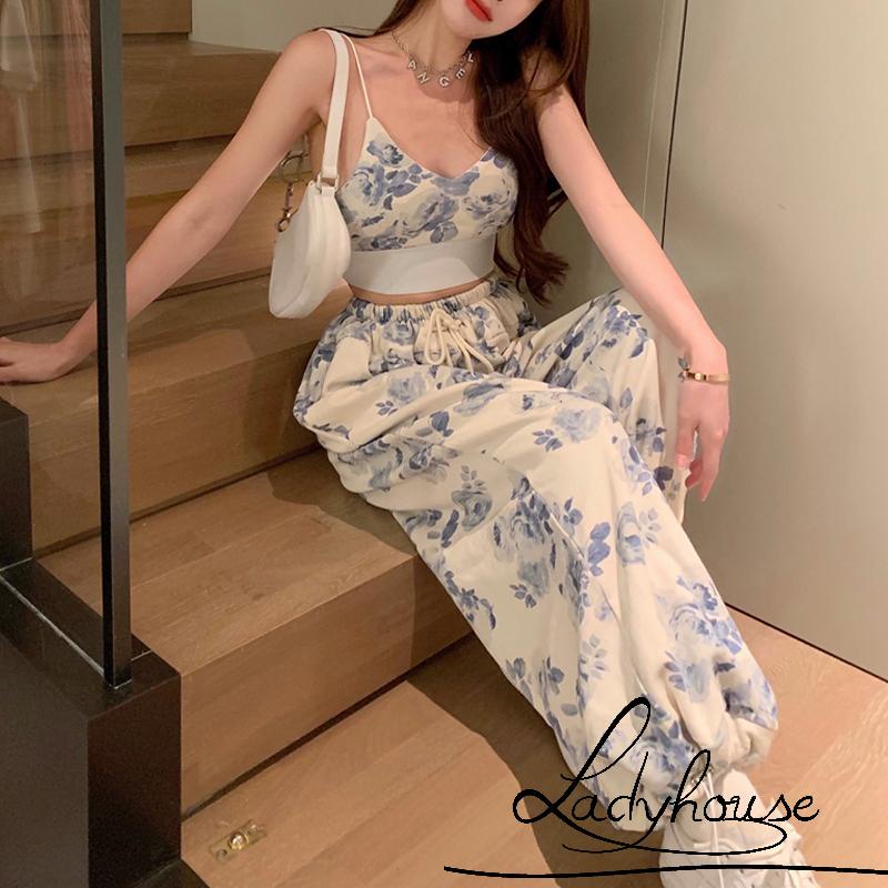 Bộ Trang Phục 2 Mảnh Gồm Áo Hai Dây Cổ Chữ V In Họa Tiết Hoa Và Quần Dài Lưng Thun Dành Cho Nữ