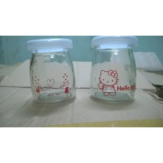 Tặng thìa, 10Hũ làm sữa chua Hello kitty.