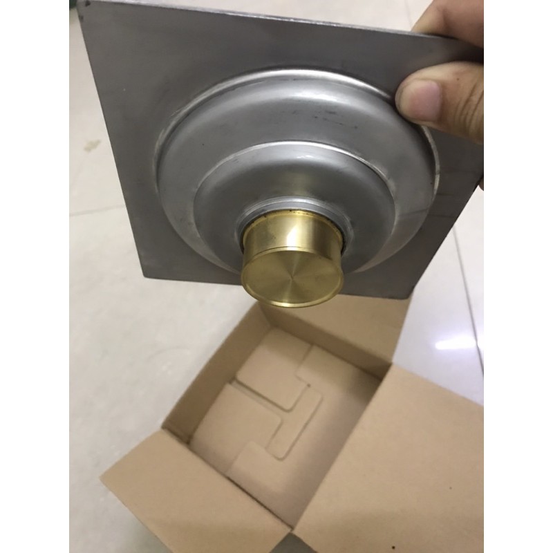 Hố ga inox 304  LR-06 cao cấp  mặt vuông Phuễ dày 1.5li