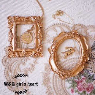 （24h delivery）W&G Retro bronze resin Mini photo frame hollow jewelry positioning frame Earring Necklace Display Box Photo Frame