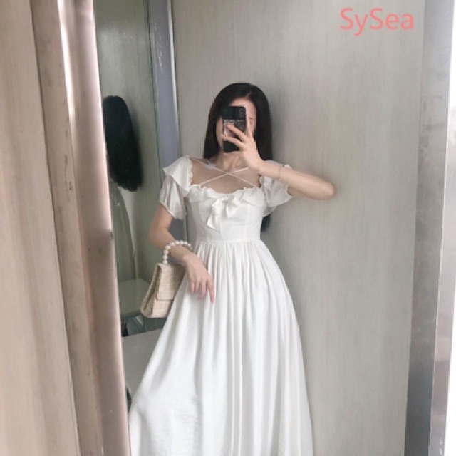 Đầm dạ hội màu trắng