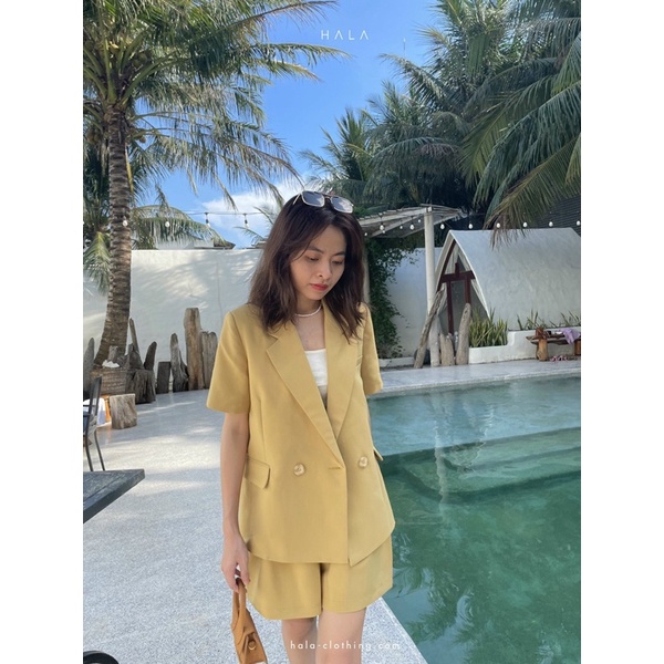 HALA SHORT SLEEVE BLAZER - Áo blazer ngắn tay | BigBuy360 - bigbuy360.vn