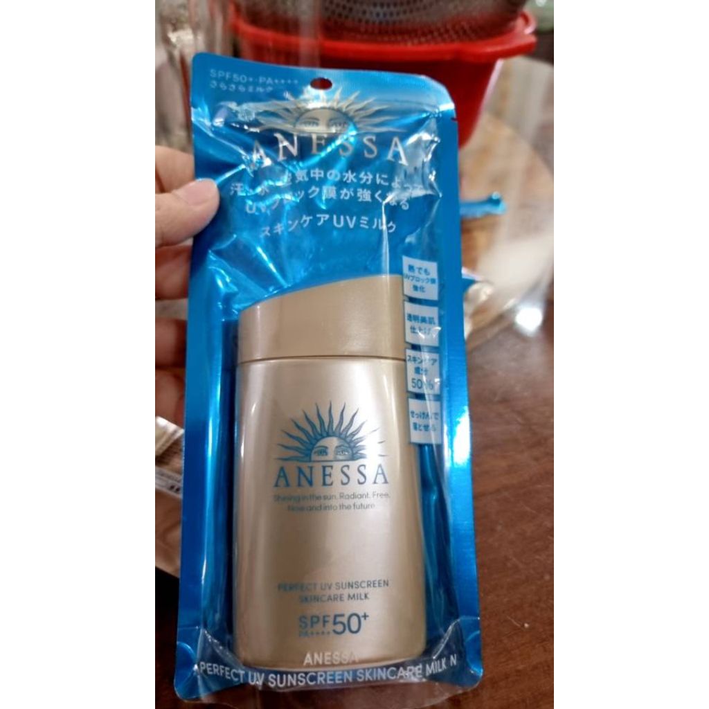 Kem chống nắng Anessa Perfect UV Sunscreen Skincare Milk SPF 50+ PA++++ 60ml