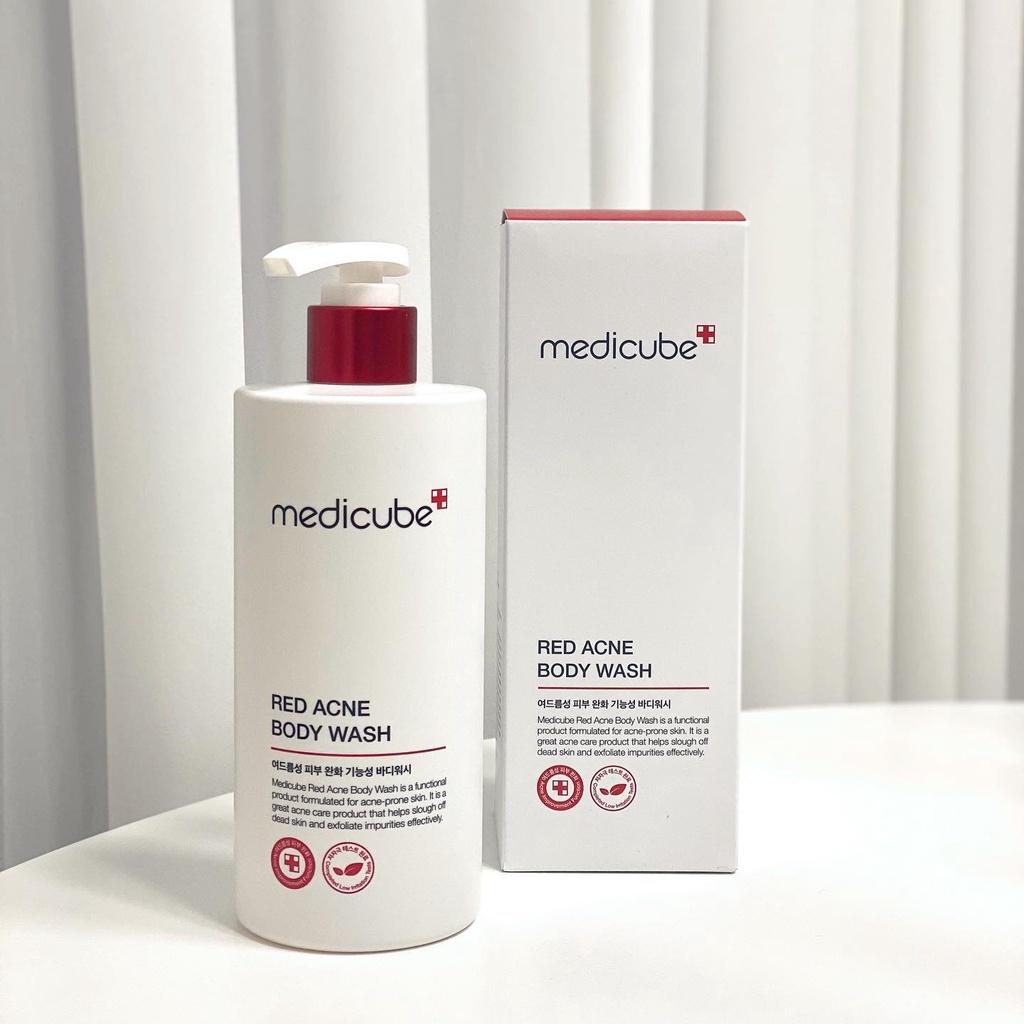 Bộ Đôi Làm Sạch Sâu Và Giảm Mụn Cơ Thể MEDICUBE  _ MEDICUBE Chính Hãng