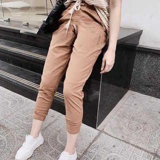 Quần Jogger đũi thêu cá tính