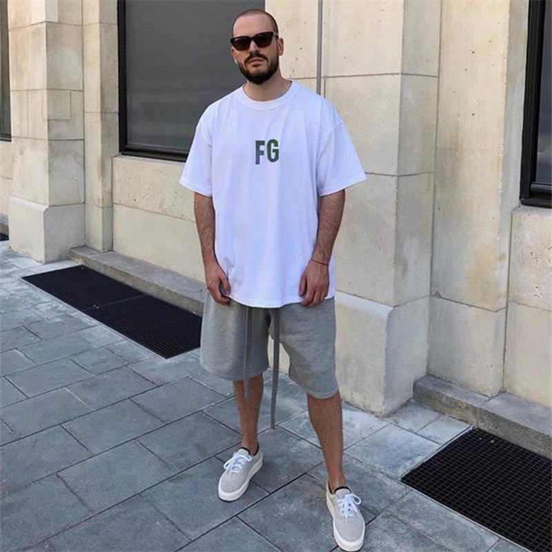 Áo thun nam nữ  unisex fg form rộng cổ tròn oversize cotton giá rẻ màu đen trắng shophienmai