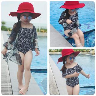 Bikini kèm áo khoác
