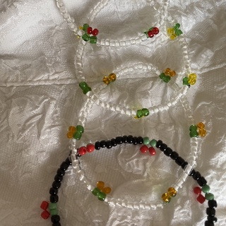 Vòng tay hạt cườm cherry handmade 🍒