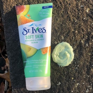 Tẩy Tế Bào Chết St.Ives (170g)