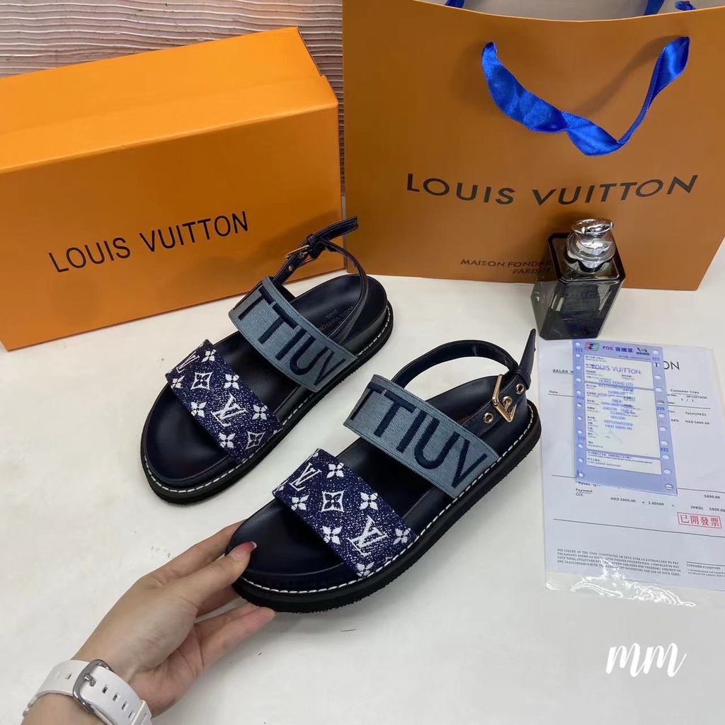 Giày dép nữ cao cấp dáng Sandal đế bằng chất siêu đẹp hot 2022 Hàng fullbox