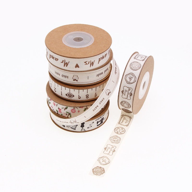 Cuộn Dây Ruy Băng Họa Tiết Chữ Mr & Mrs 10M 1.5cm Dùng Để Gói Quà Độc Đáo