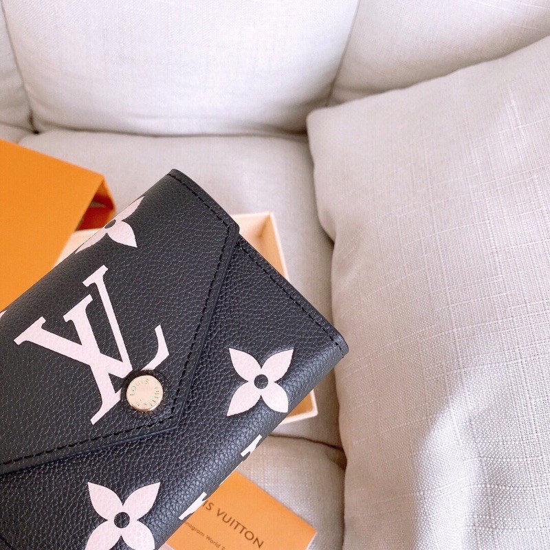 Ví cầm tay mini nữ Louis Vuitton LV da mềm cao cấp họa tiết đơn giản in logo sắc nét