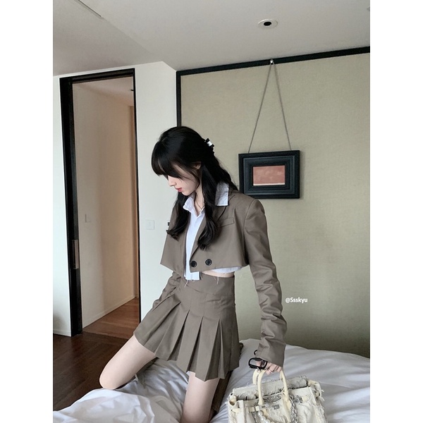 SET ÁO KHOÁC BLAZER DÁNG CROPTOP VÀ CHÂN VÁY TENNIS