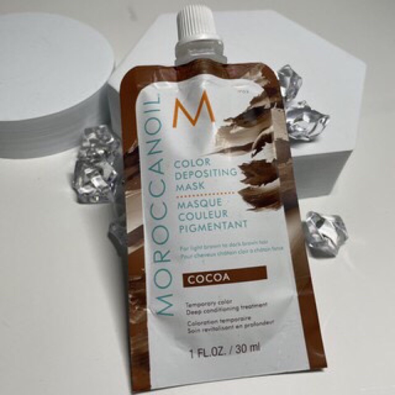 MẶT NẠ BỔ SUNG SẮC TỐ MÀU NÂU CHOCOLATE VÀ NHUỘM MÀU BÁN VĨNH CỮU CHO TÓC MOROCCCANOIL 30 ml