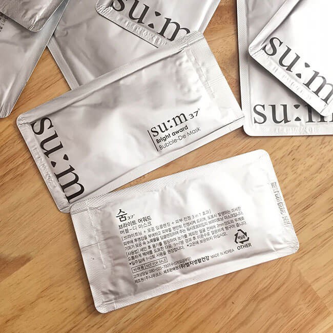 Mặt nạ thải độc sum 37 White Award Bubble-De Mask