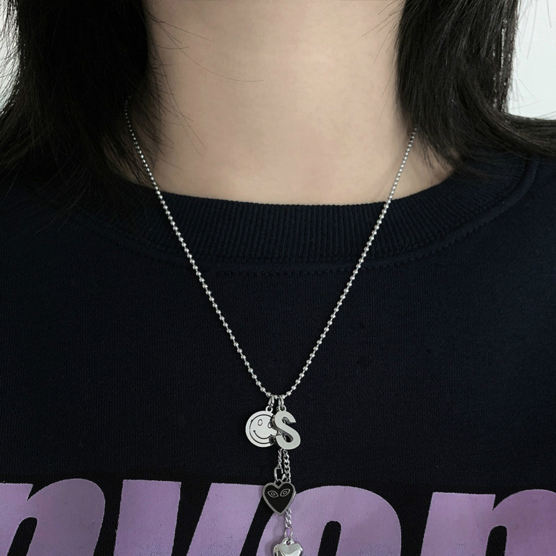 vòng cổ Mặt Chữ Love Phong Cách Hiphop