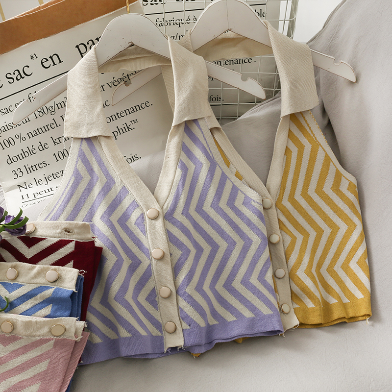 Áo Sát Nách Dệt Kim Hoạ Tiết Kẻ Sọc Phối Nút Thiết Kế Ôm Sát Tôn Dáng | BigBuy360 - bigbuy360.vn