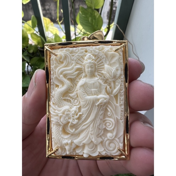 Mặt dây chuyền phật bà quan thế âm bằng trái ngà - Bao hoàn tiền, bao đổi trả trong 07 ngày