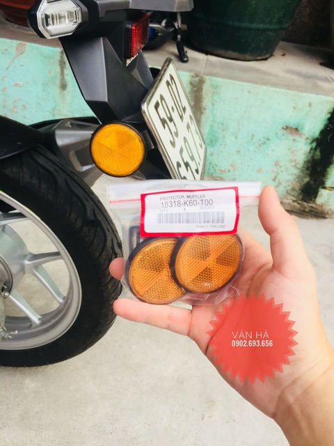 Mắt mèo phản quang Biển số sau