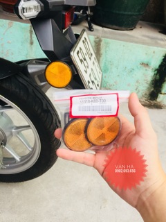 Mắt mèo phản quang Biển số sau
