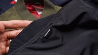 Áo khoác phao nhẹ bomber