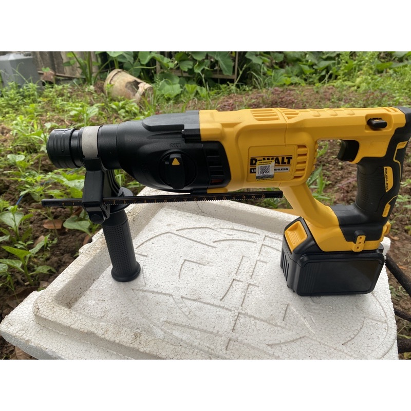 Khoan bê tông dewalt dch 133 chính hãng